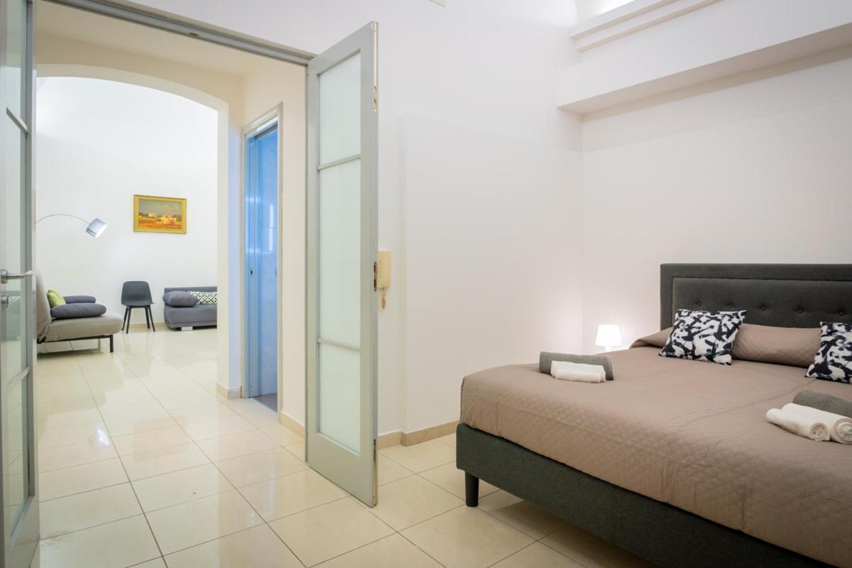 Antica Dimora Capruzzi Apartment Bari Exterior photo
